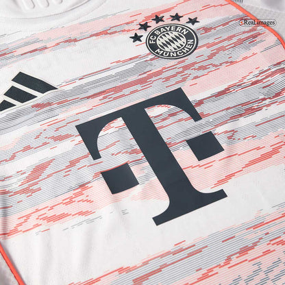 Munich Extérieur Maillot 2025/26 Blanc Joueur